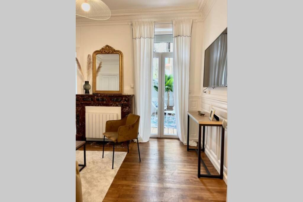 Le Bleu Royal Apartment